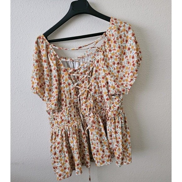 Torrid Women's Floral Crinkle Gauze Cris Cross Back Bohemia Chic Top Size 1 - Picture 9 of 13